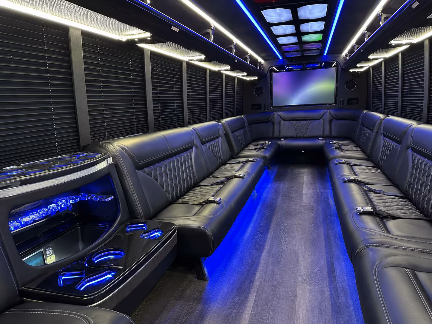 blaine 20 passenger party bus inside