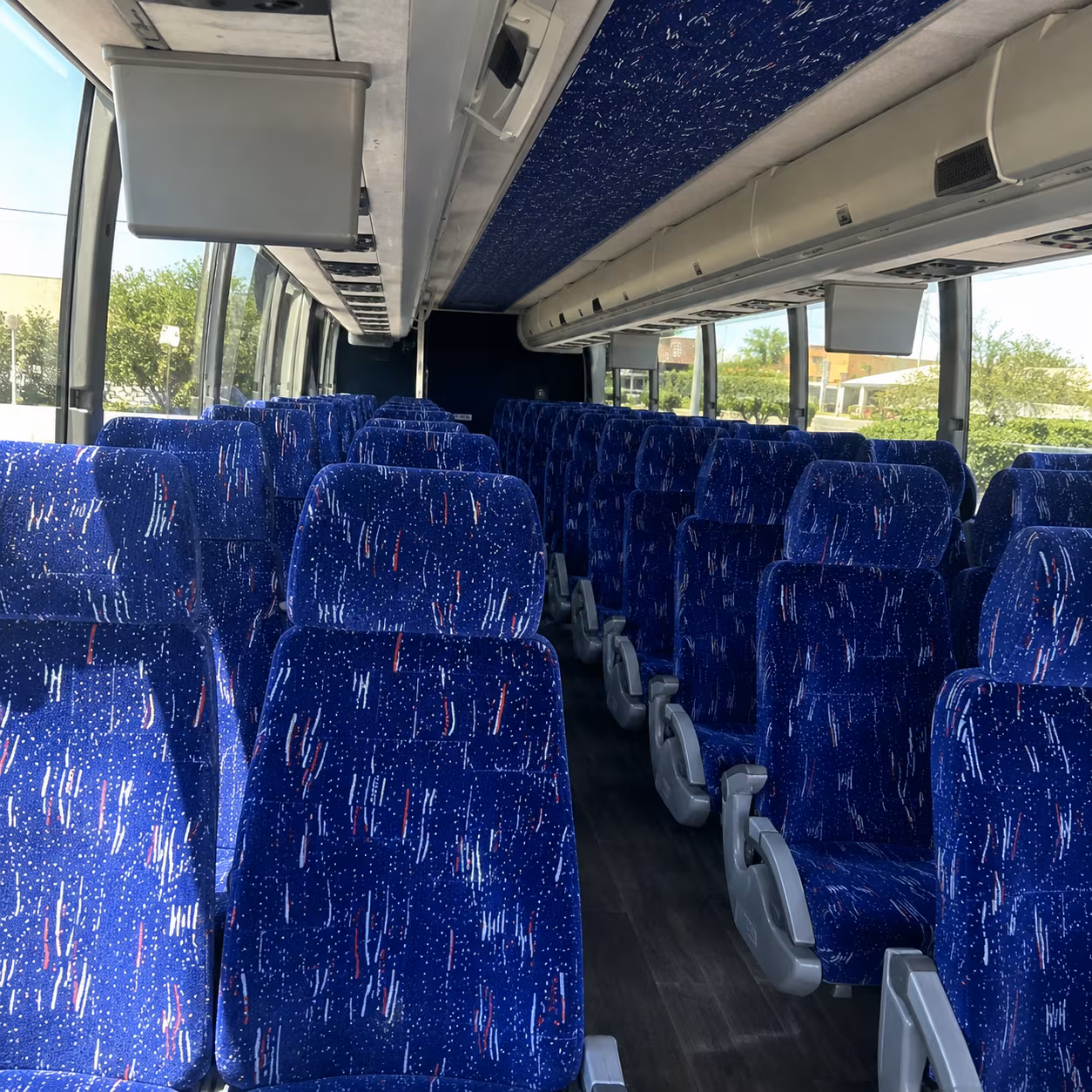 charter buses for twin cities museum field trips from blaine schools