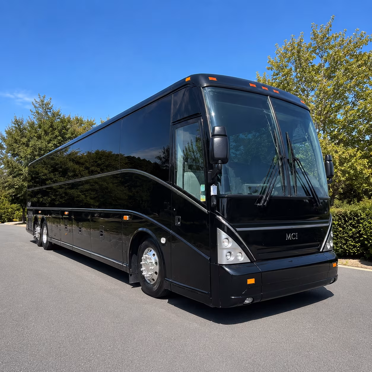 long distance charter buses from blaine to chicago milwaukee and the upper midwest