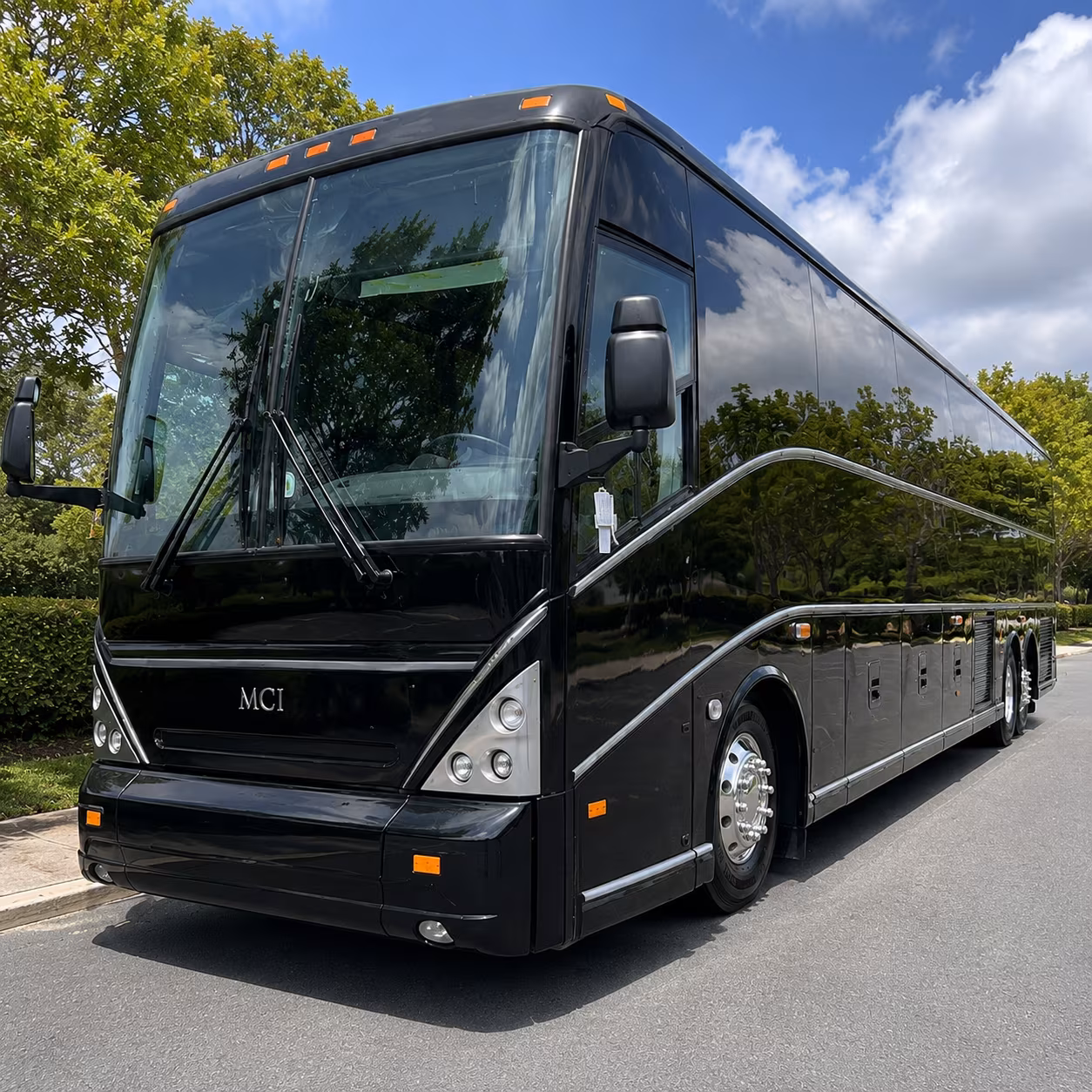 military base shuttle buses serving the twin cities metro from blaine