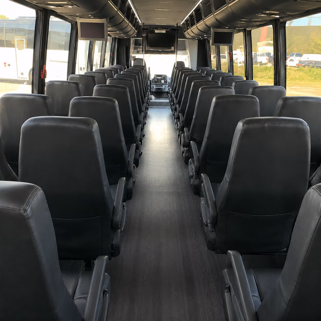 minibus rentals for smaller wine tour groups out of blaine