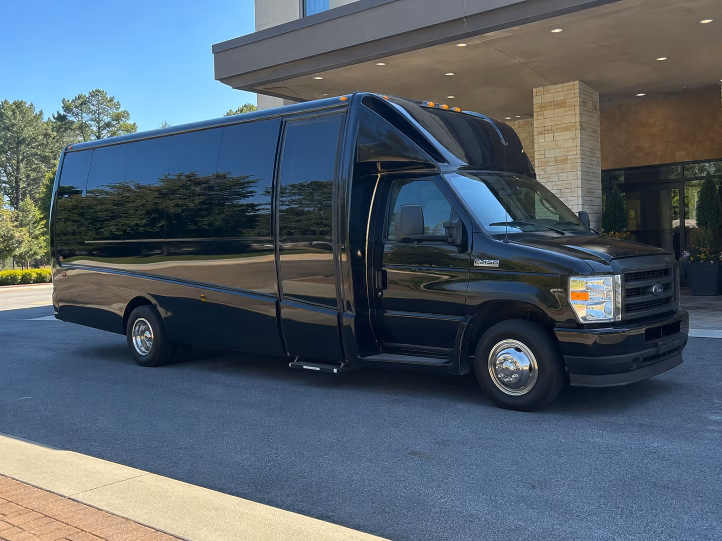 senior and accessibility focused church buses in blaine mn